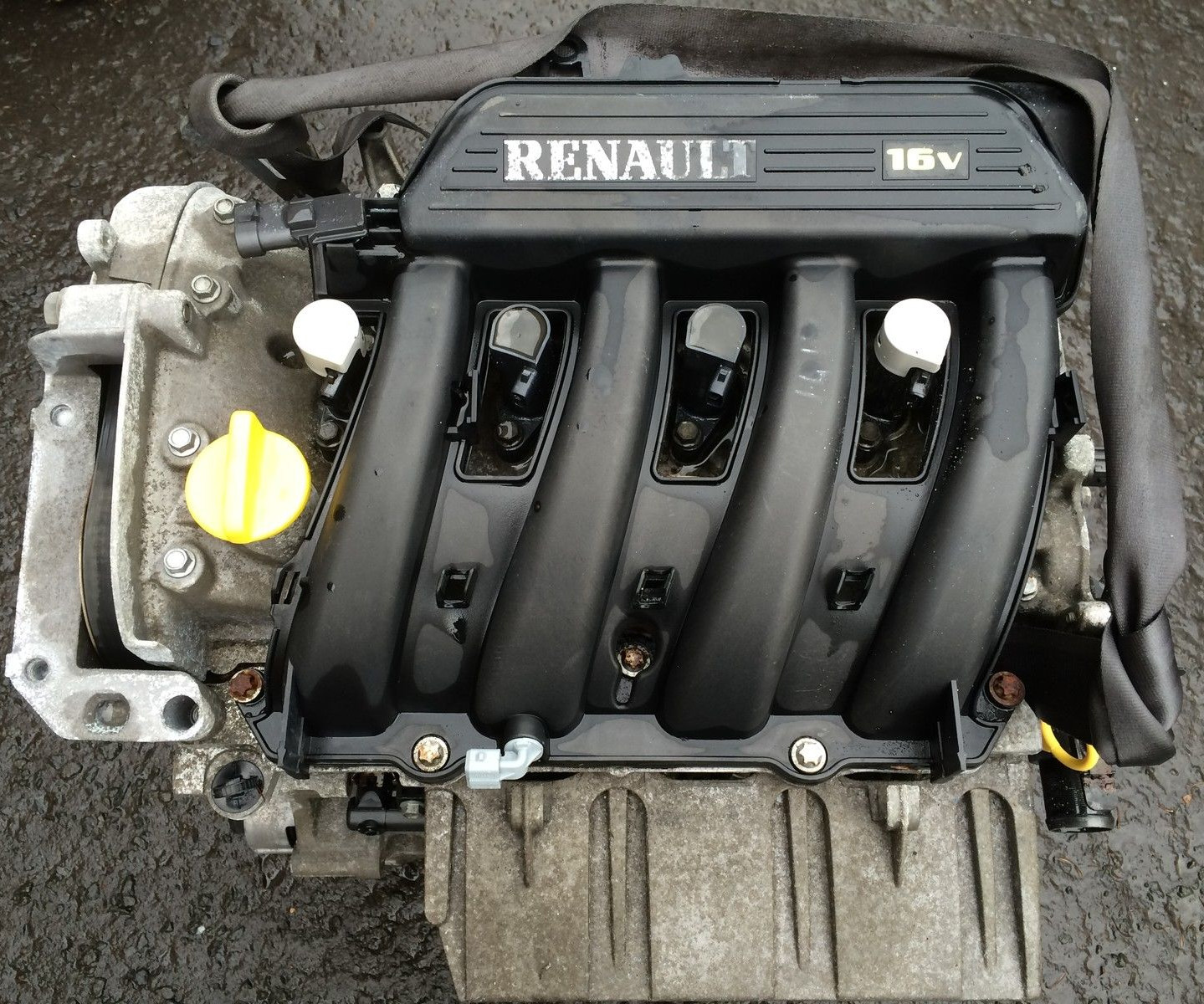 Двигатель Рено Логан 1.6