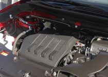 Подходящее масло для двигателя Mitsubishi 4B4: объем, марки, допуски и вязкость