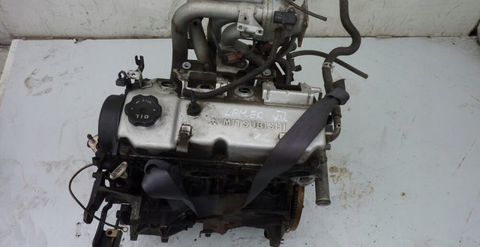Масло в двигатель Mitsubishi 4G18: объем, марки и допуски