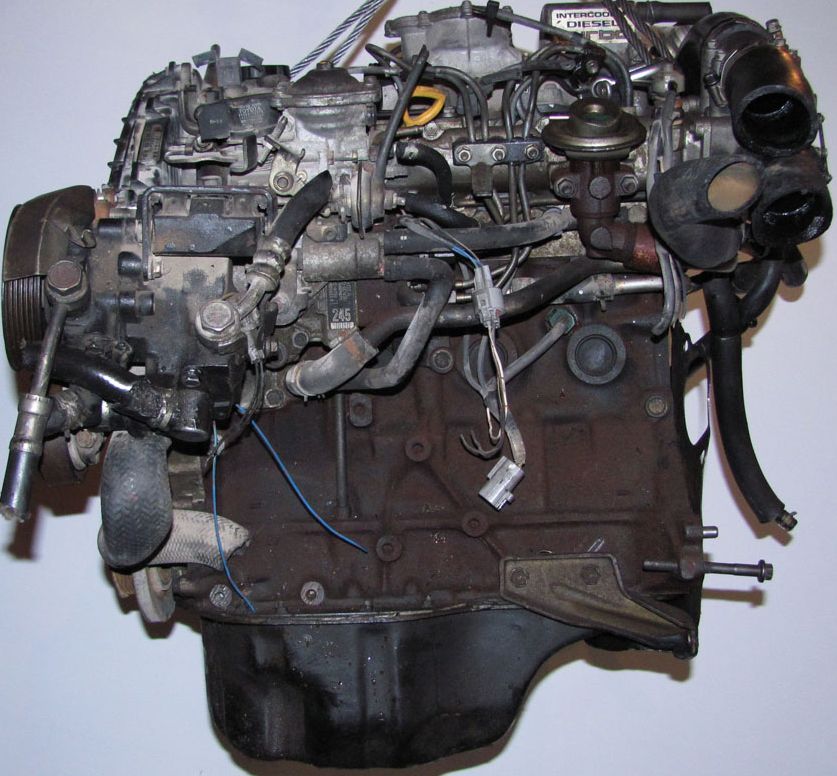 Масло в двигатель Toyota 2C‑T: подходящие марки, объем и допуски