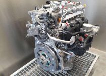 Масло в двигатель Toyota 2AR‑FSE: правильное заливание и объем