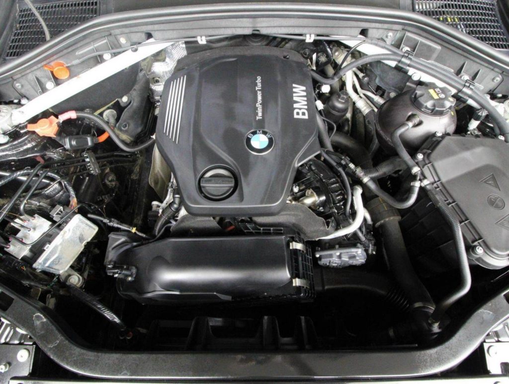 Масло в двигатель BMW X3 F25: рекомендации и объем
