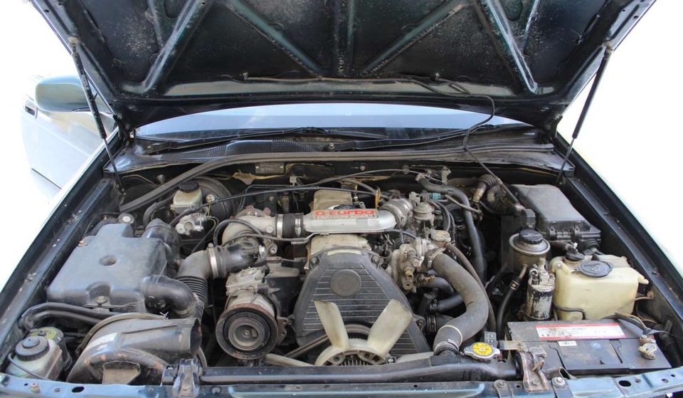 Масло в двигатель Toyota 2L‑T: марки, объем, допуски