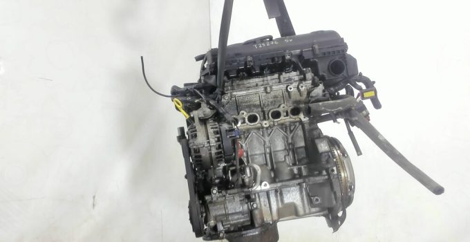Масло в двигатель Nissan CR10DE: объем, марки и допуски