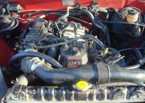 Масло в двигатель Toyota 22R‑E: правильное заливание и объем