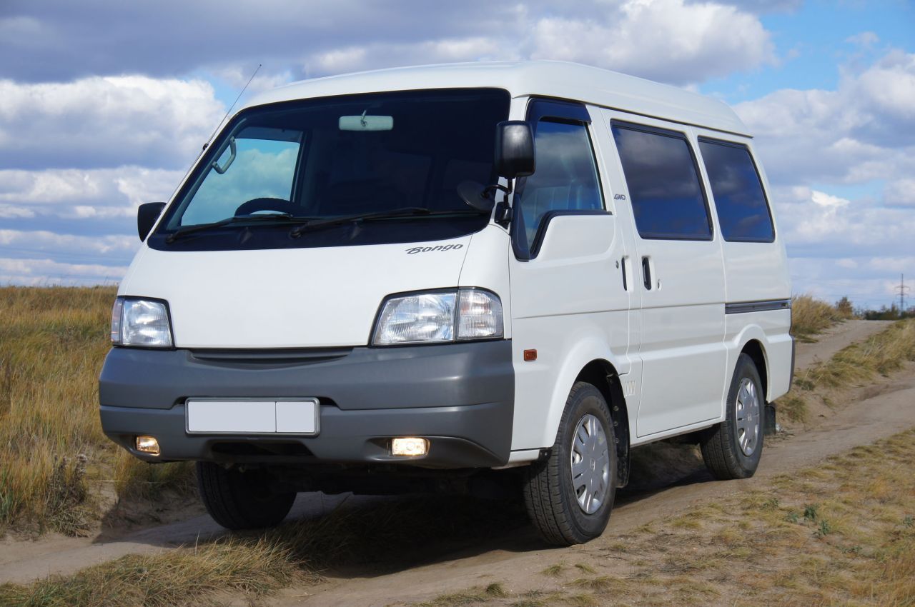 Как правильно подобрать масло для двигателя Mazda Bongo