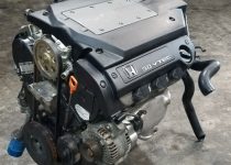 Масло в двигатель Honda J30A: объем, марки и процесс замены