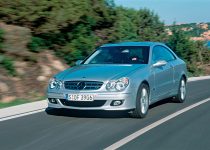 Масло в двигатель Mercedes CLK-Класс: правильное использование и объем