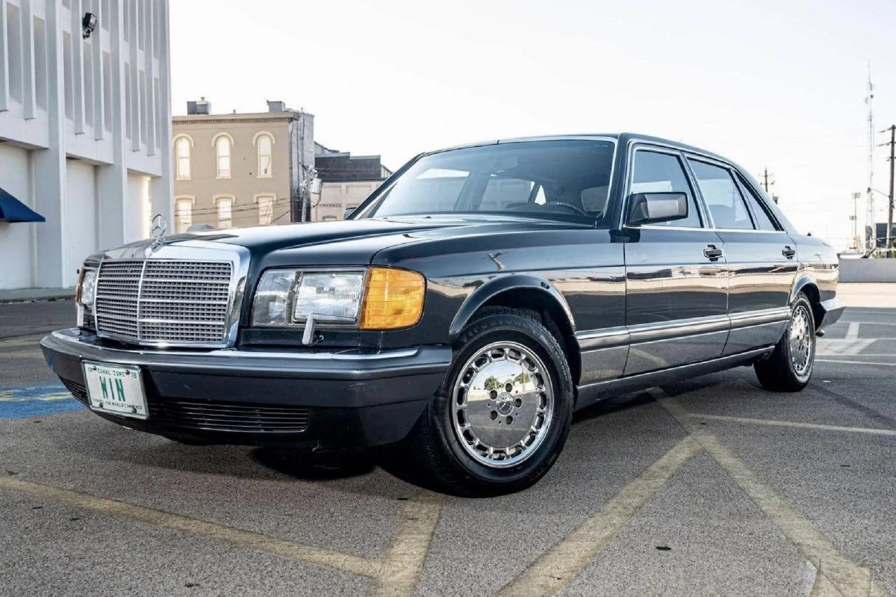 Масло в двигатель Mercedes W126: правильный тип и объем